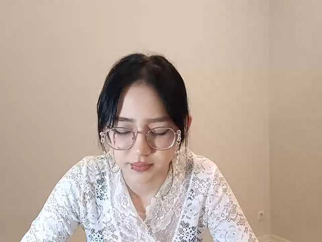 MyrleHenggeler's BongaCams show and profile