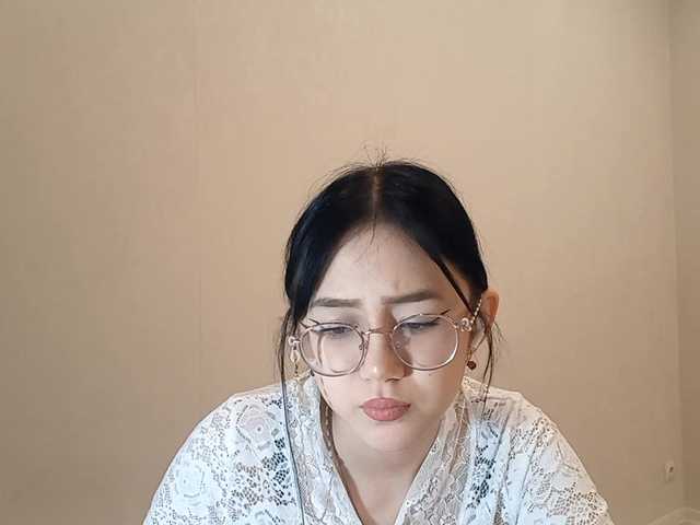 MyrleHenggeler's BongaCams show and profile