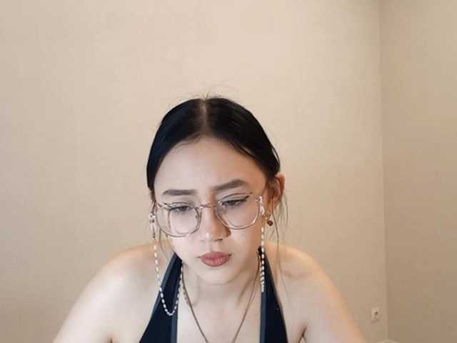 MyrleHenggeler's BongaCams show and profile