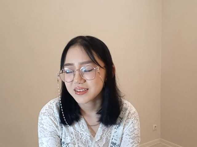 MyrleHenggeler's BongaCams show and profile