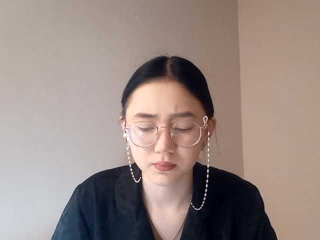 MyrleHenggeler's BongaCams show and profile