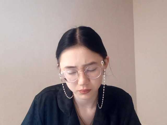 MyrleHenggeler's BongaCams show and profile