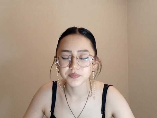 MyrleHenggeler's BongaCams show and profile