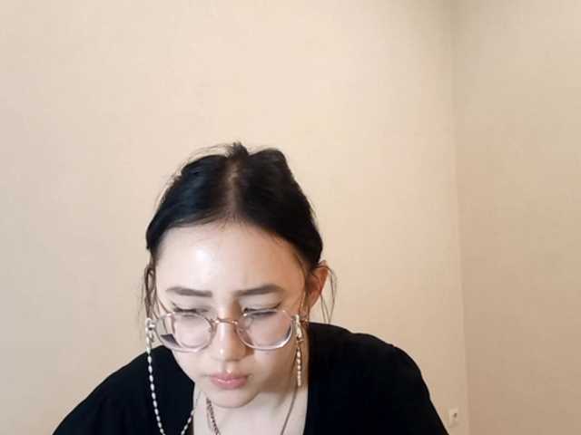 MyrleHenggeler's BongaCams show and profile