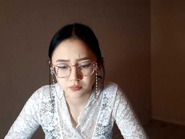 MyrleHenggeler's BongaCams show and profile