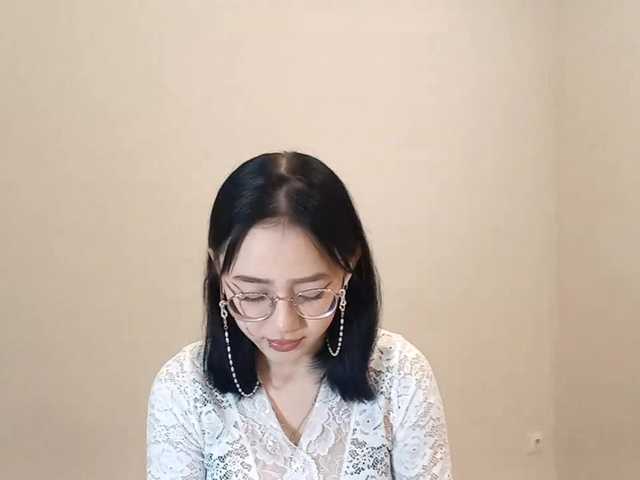 MyrleHenggeler's BongaCams show and profile