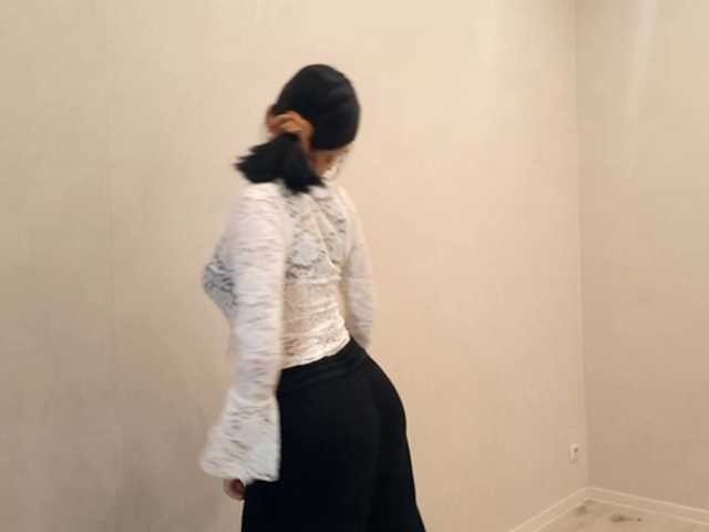 MyrleHenggeler's BongaCams show and profile