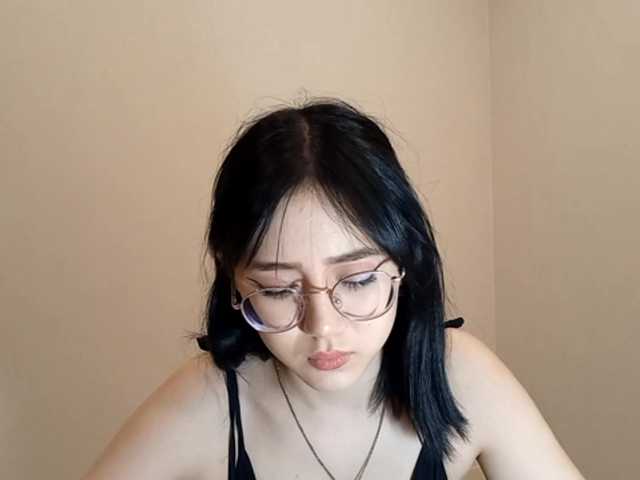 MyrleHenggeler's BongaCams show and profile