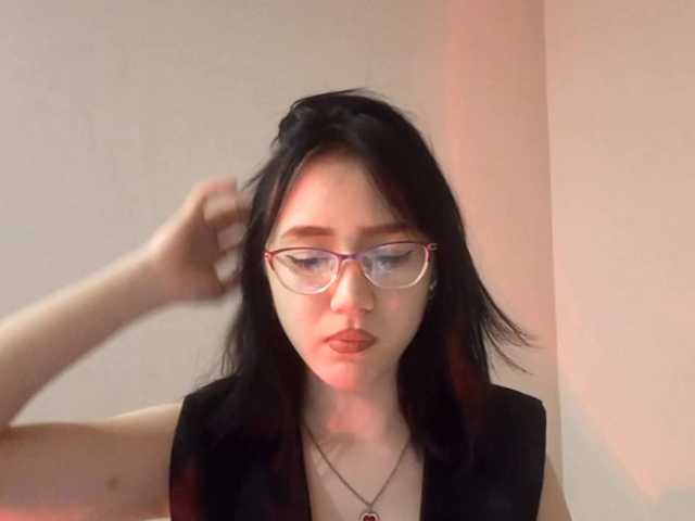 MyrleHenggeler's BongaCams show and profile