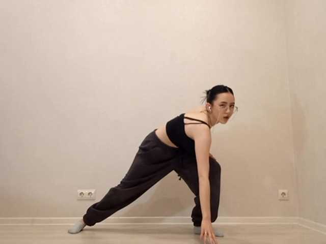 MyrleHenggeler's BongaCams show and profile