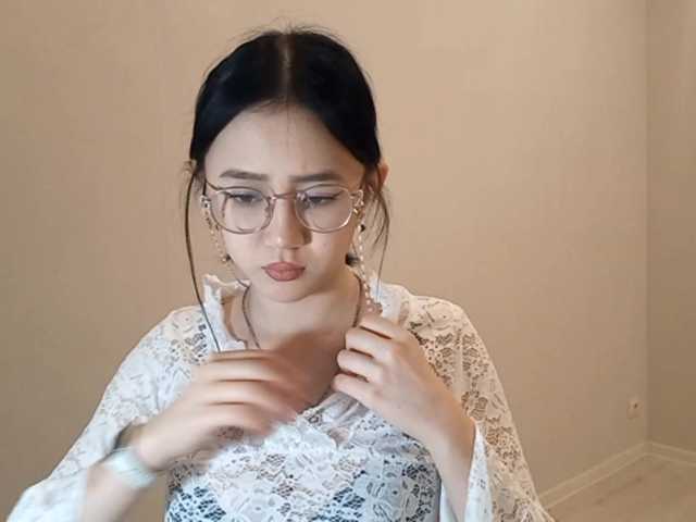 MyrleHenggeler's BongaCams show and profile