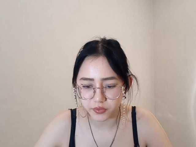MyrleHenggeler's BongaCams show and profile