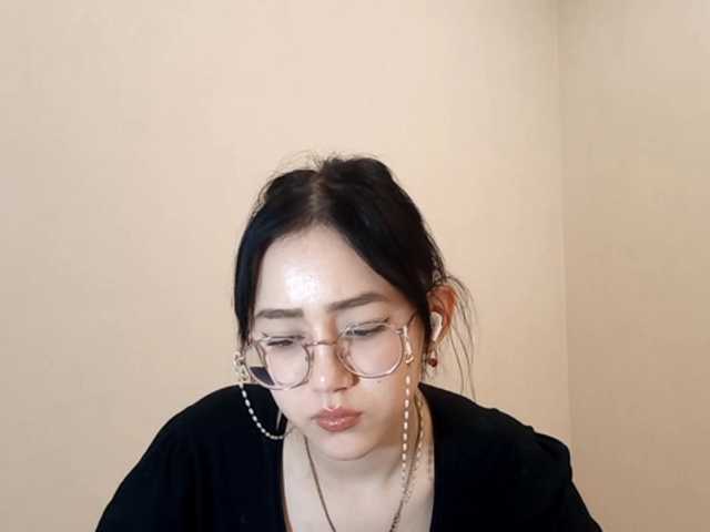 MyrleHenggeler's BongaCams show and profile