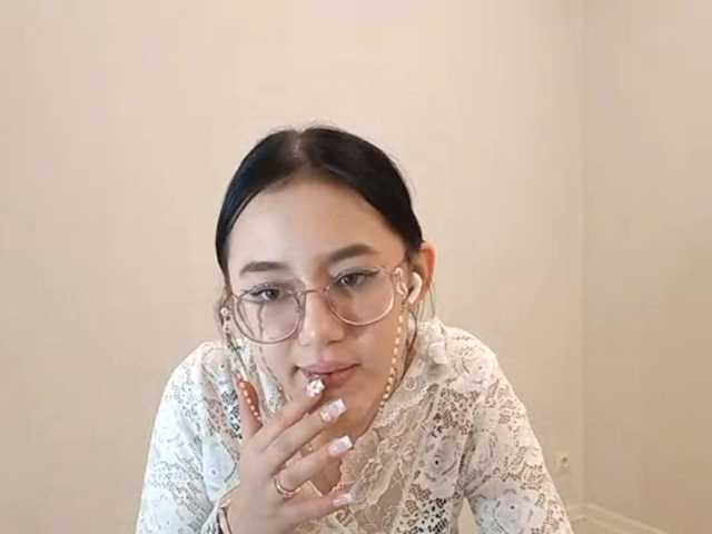 MyrleHenggeler Live Cam on BongaCams