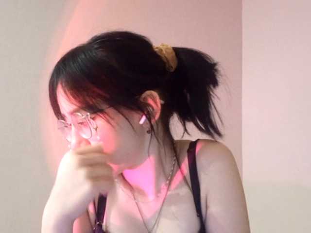 MyrleHenggeler's BongaCams show and profile