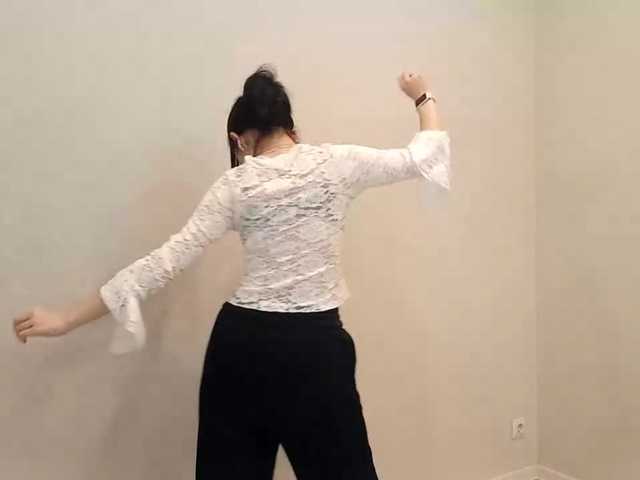 MyrleHenggeler's BongaCams show and profile