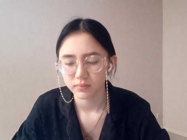 MyrleHenggeler's BongaCams show and profile