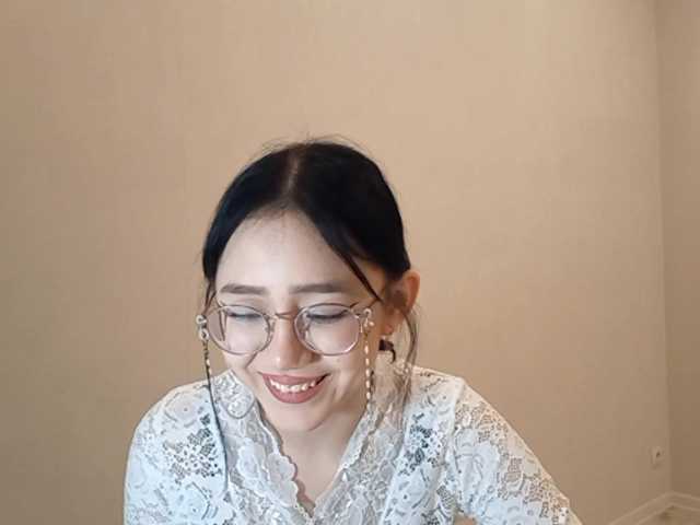 MyrleHenggeler's BongaCams show and profile