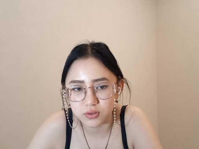 MyrleHenggeler's BongaCams show and profile
