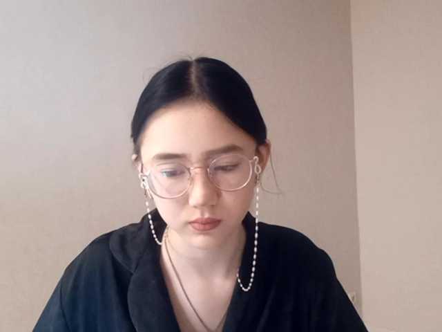 MyrleHenggeler's BongaCams show and profile