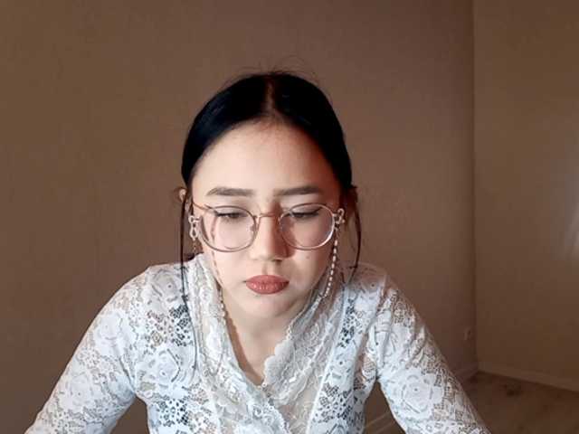 MyrleHenggeler's BongaCams show and profile