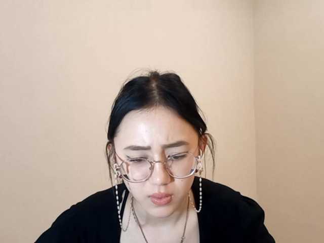 MyrleHenggeler's BongaCams show and profile