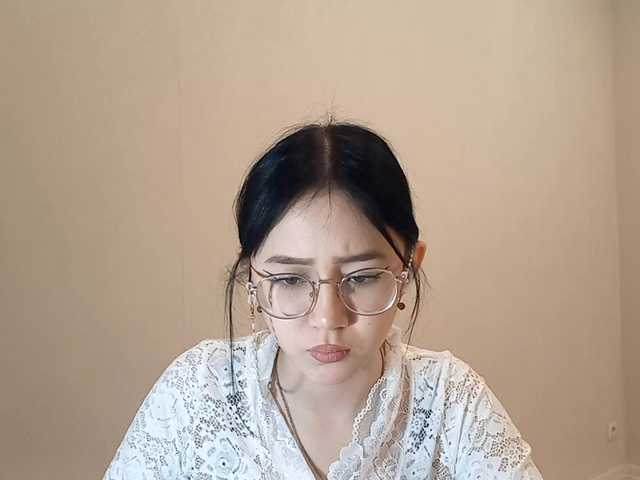 MyrleHenggeler's BongaCams show and profile