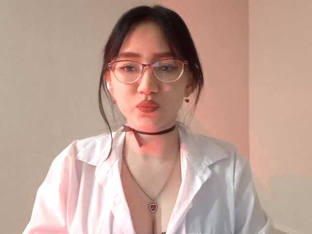 MyrleHenggeler's BongaCams show and profile