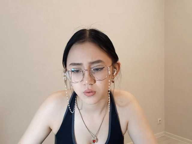 MyrleHenggeler's BongaCams show and profile