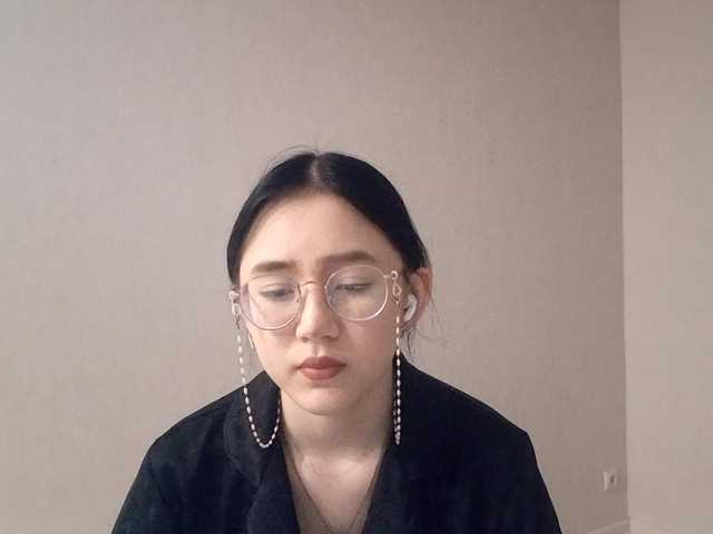 MyrleHenggeler's BongaCams show and profile