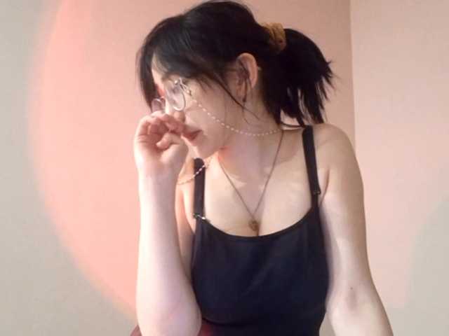 MyrleHenggeler's BongaCams show and profile