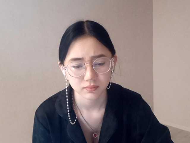 MyrleHenggeler's BongaCams show and profile