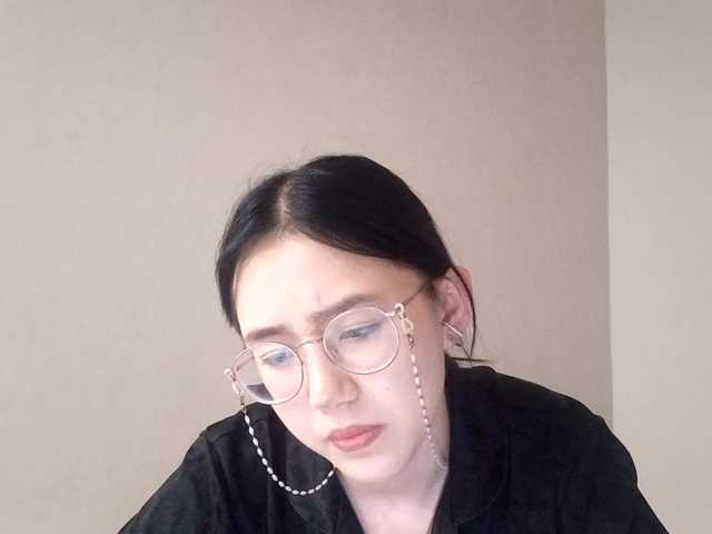 MyrleHenggeler's BongaCams show and profile