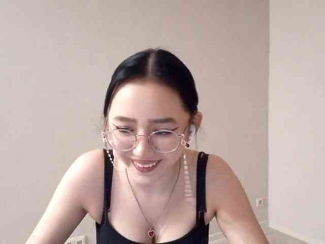 MyrleHenggeler webcam