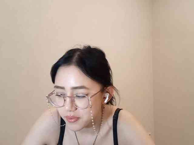 MyrleHenggeler webcam