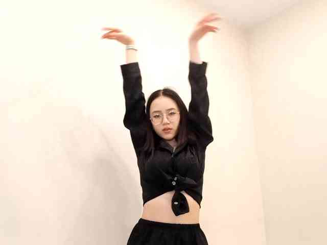 MyrleHenggeler webcam