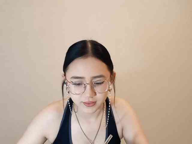 MyrleHenggeler Live Webcam on BongaCams