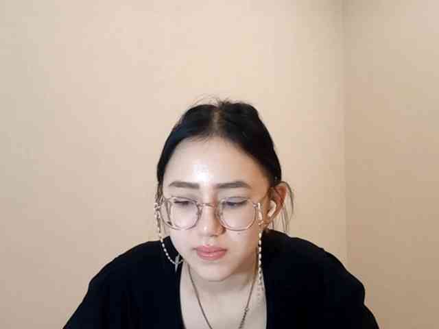 MyrleHenggeler webcam