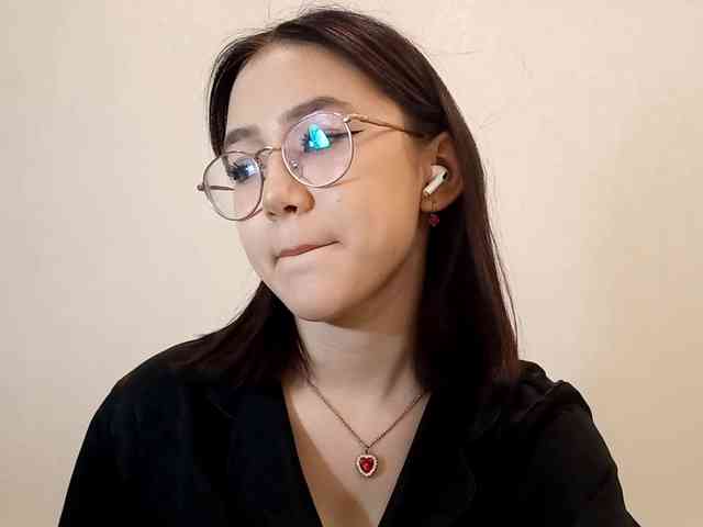 MyrleHenggeler webcam