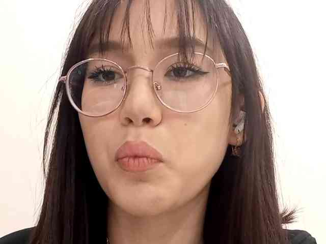 MyrleHenggeler webcam