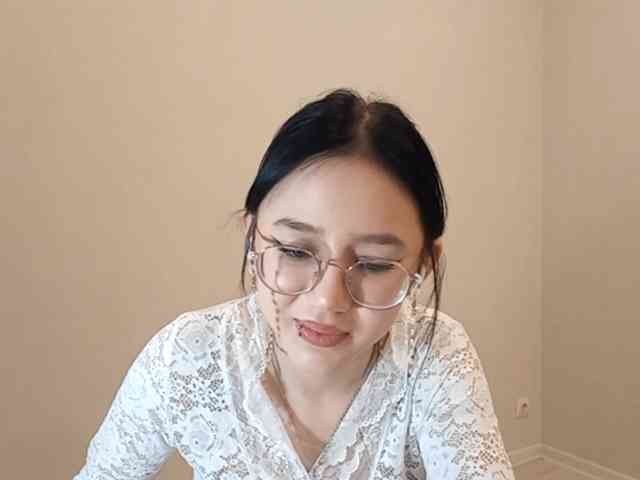 MyrleHenggeler webcam