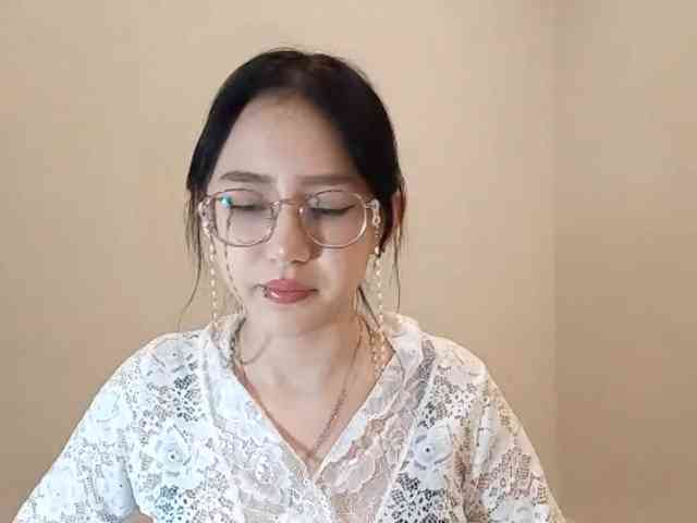 MyrleHenggeler webcam