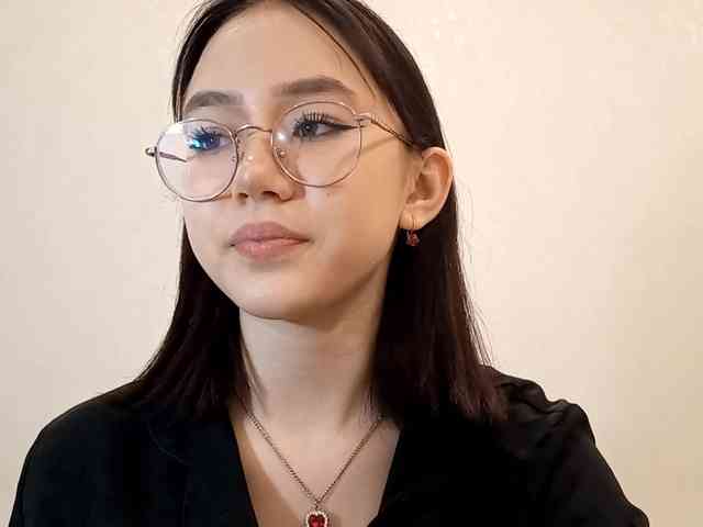 MyrleHenggeler webcam