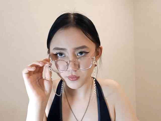 MyrleHenggeler webcam