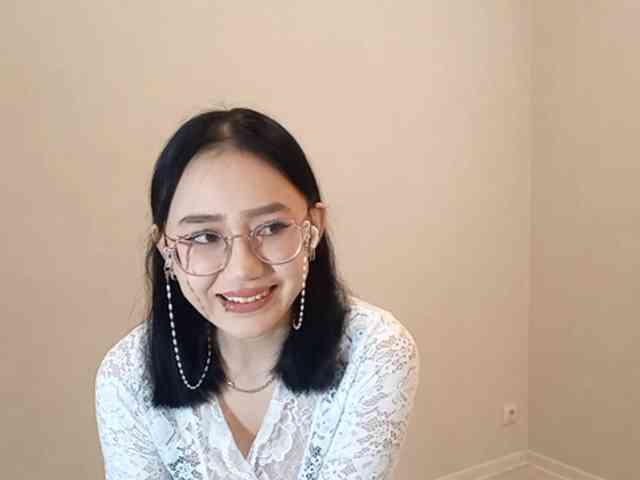 MyrleHenggeler webcam