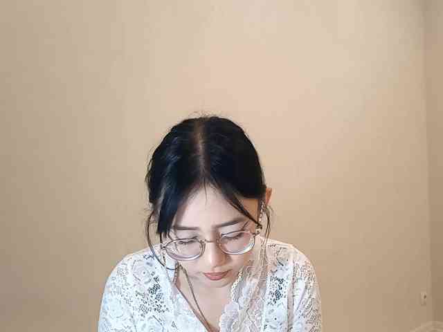 MyrleHenggeler webcam