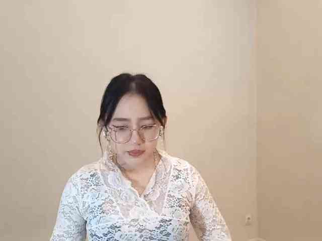 MyrleHenggeler webcam