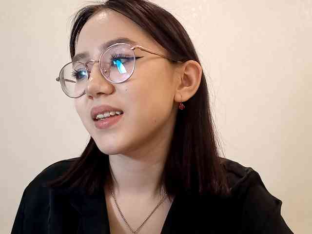 MyrleHenggeler webcam