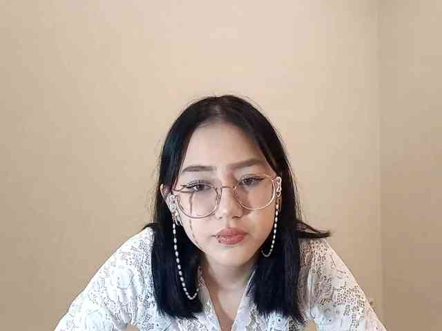 MyrleHenggeler webcam