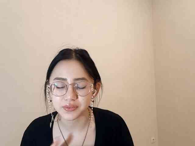 MyrleHenggeler webcam